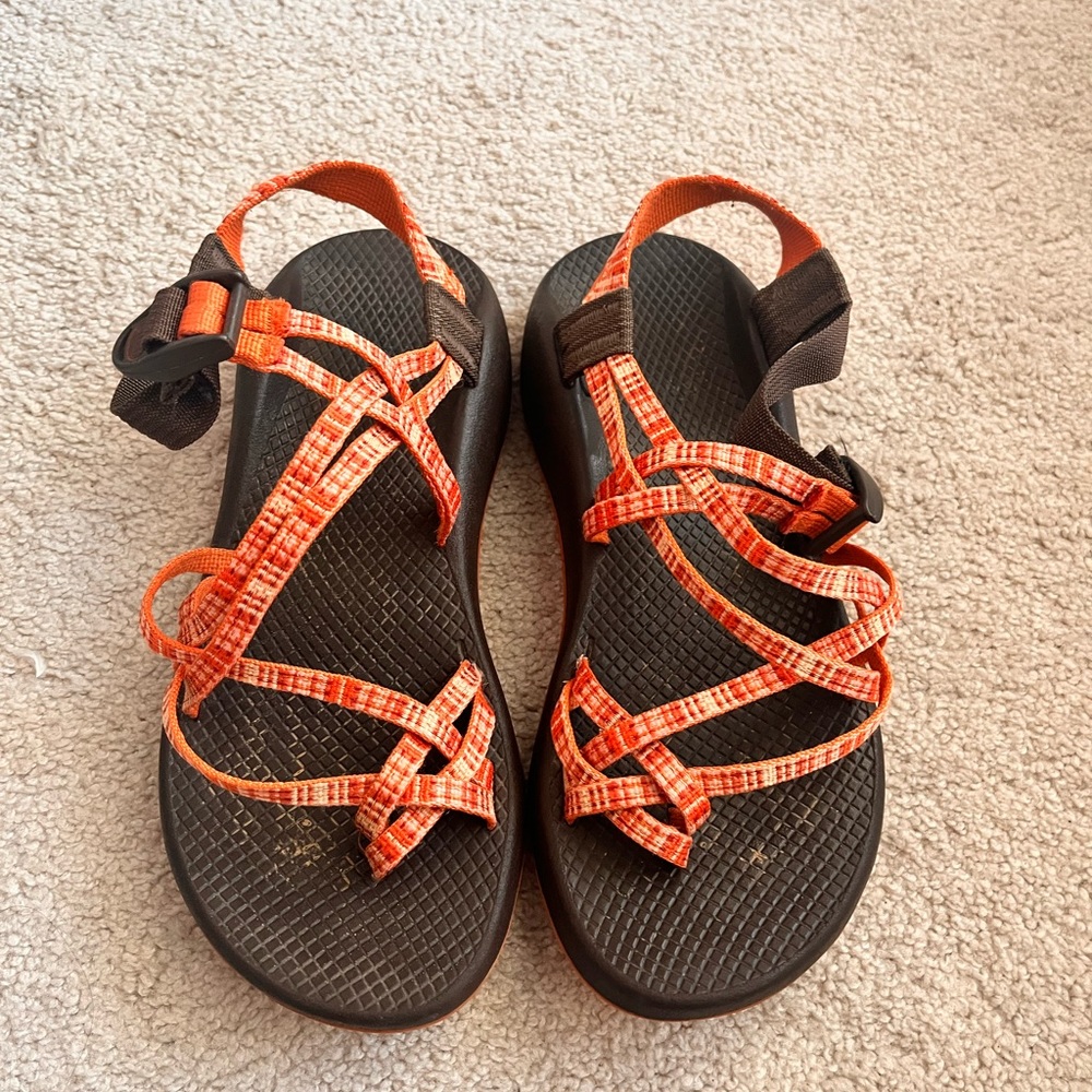 Women’s size 9 toe strap Chacos